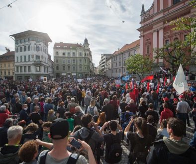Slovenija_-_Na_dnevnem_redu_je_okrepitev_razrednega_boja_3