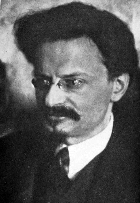 Trotsky_Profile